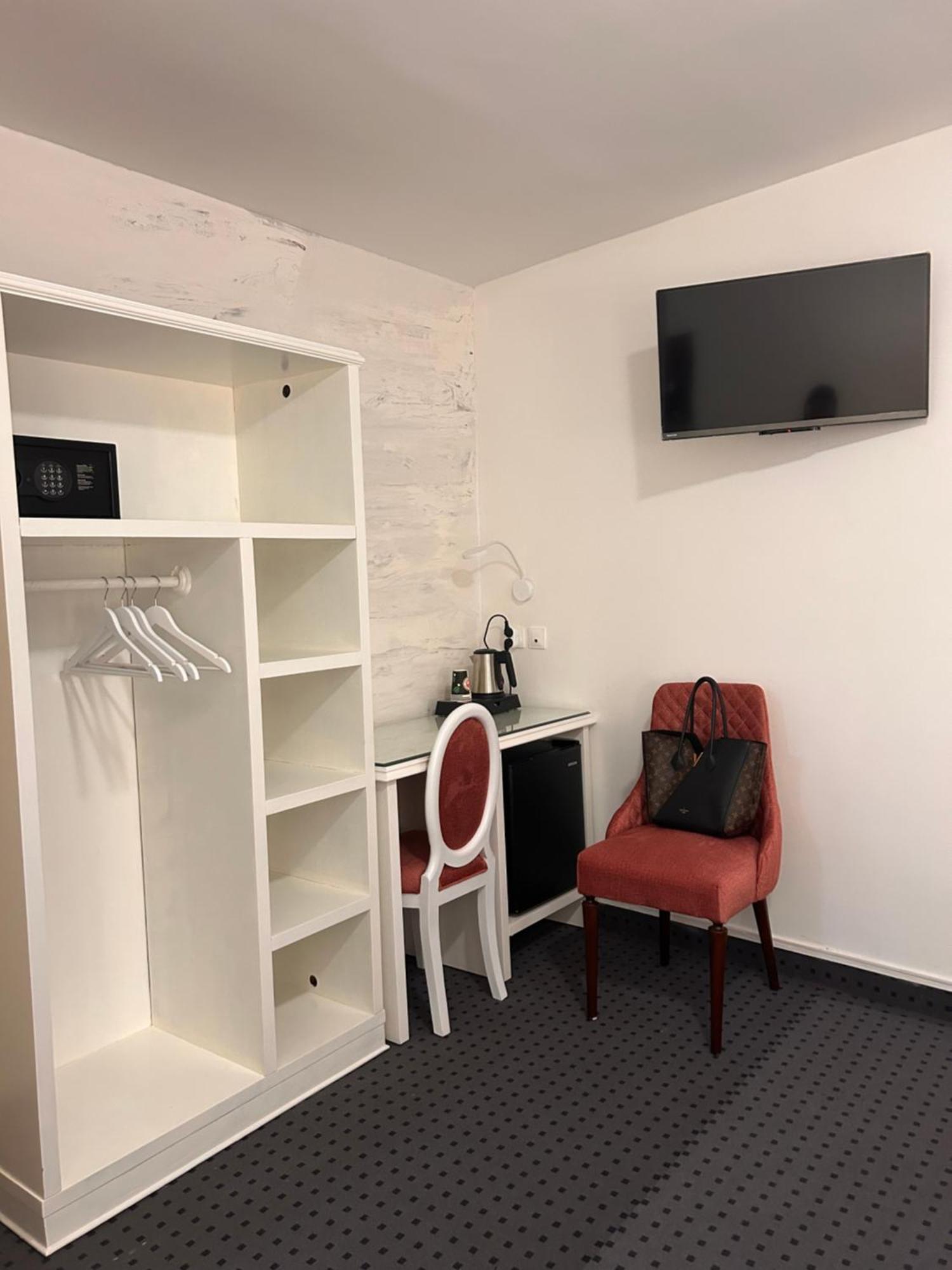 Hotel Grand Paris 빌쥐이프 외부 사진